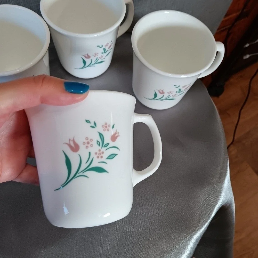 Set of 4 Vintage Corelle Rosemarie Mugs Pink Tulip Flower Corning Ware Tea‎ Cups